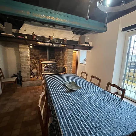 Hébergement de vacances Lou Castel *