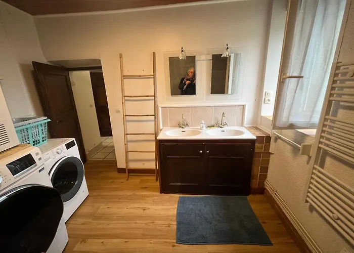 Lou Castel Hébergement de vacances Le Clapier (Aveyron)