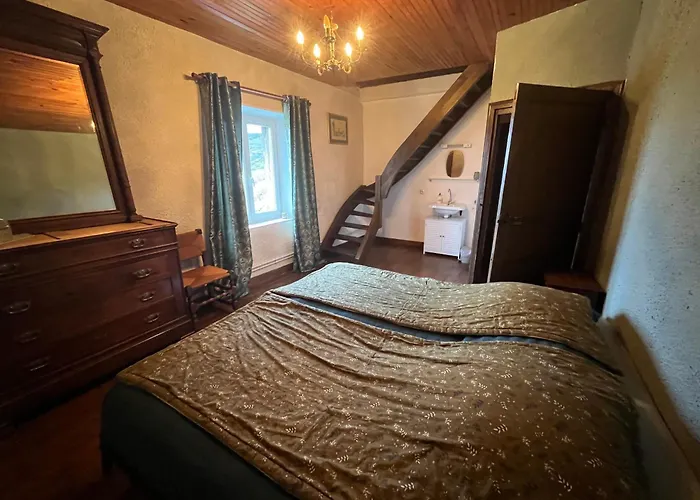 Hébergement de vacances Lou Castel *